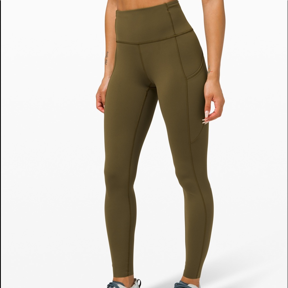 Fast and Free High-Rise Tight 28”